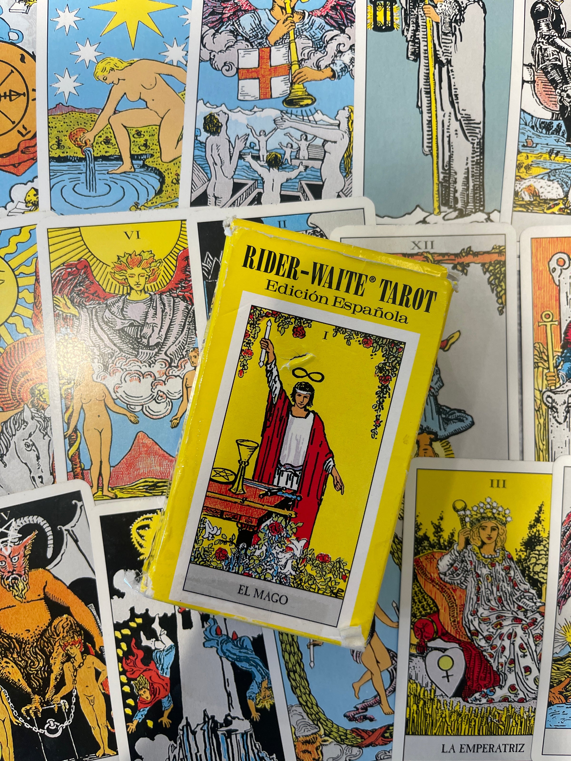 Rider waite tarot- el mago