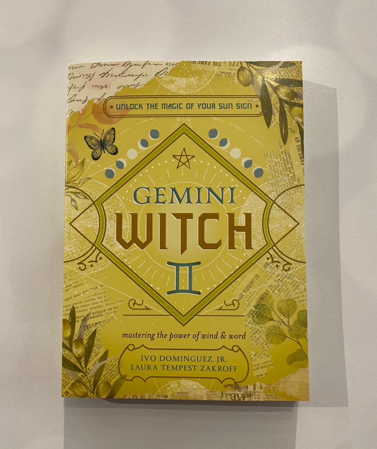 gemini-witch-unlock-the-magic-of-your-sun-sign-by-ivo-dominguez-jr